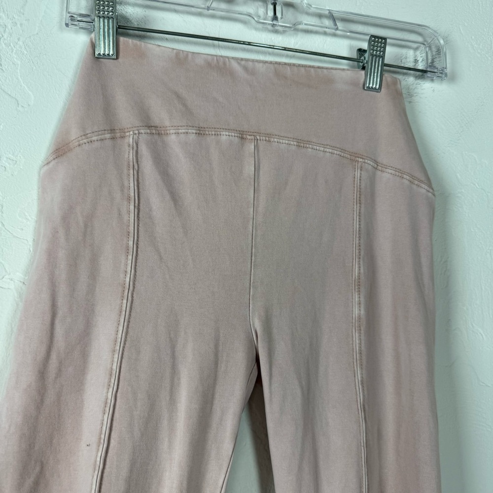 Urban Outfitters Out From Under Leggings Pants Aria Seamed Light Pink Knit Solid - Picture 6 of 9